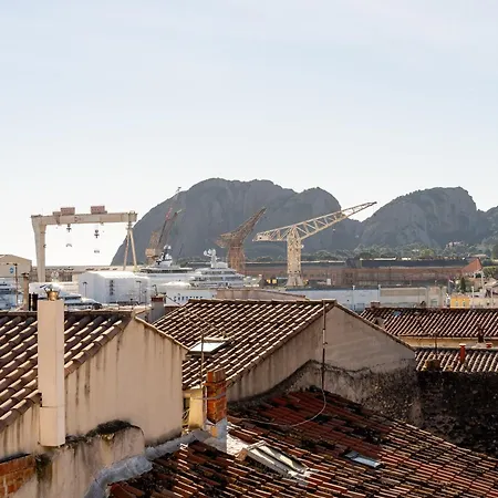 Les Du Port - En Avec Vue Apartment