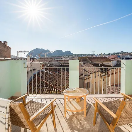 Les Du Port - En Avec Vue Apartment *