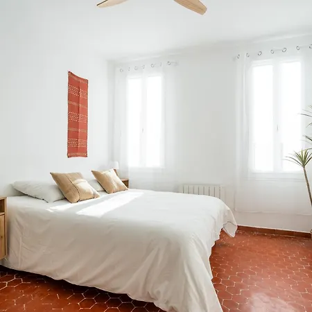 Les Du Port - En Avec Vue Apartment *