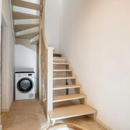 Apartment Les Du Port - En Avec Vue